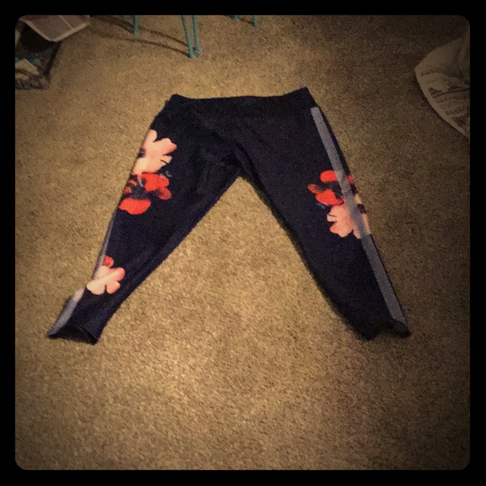 AVIA l/g 10-12 girls silky running leggings